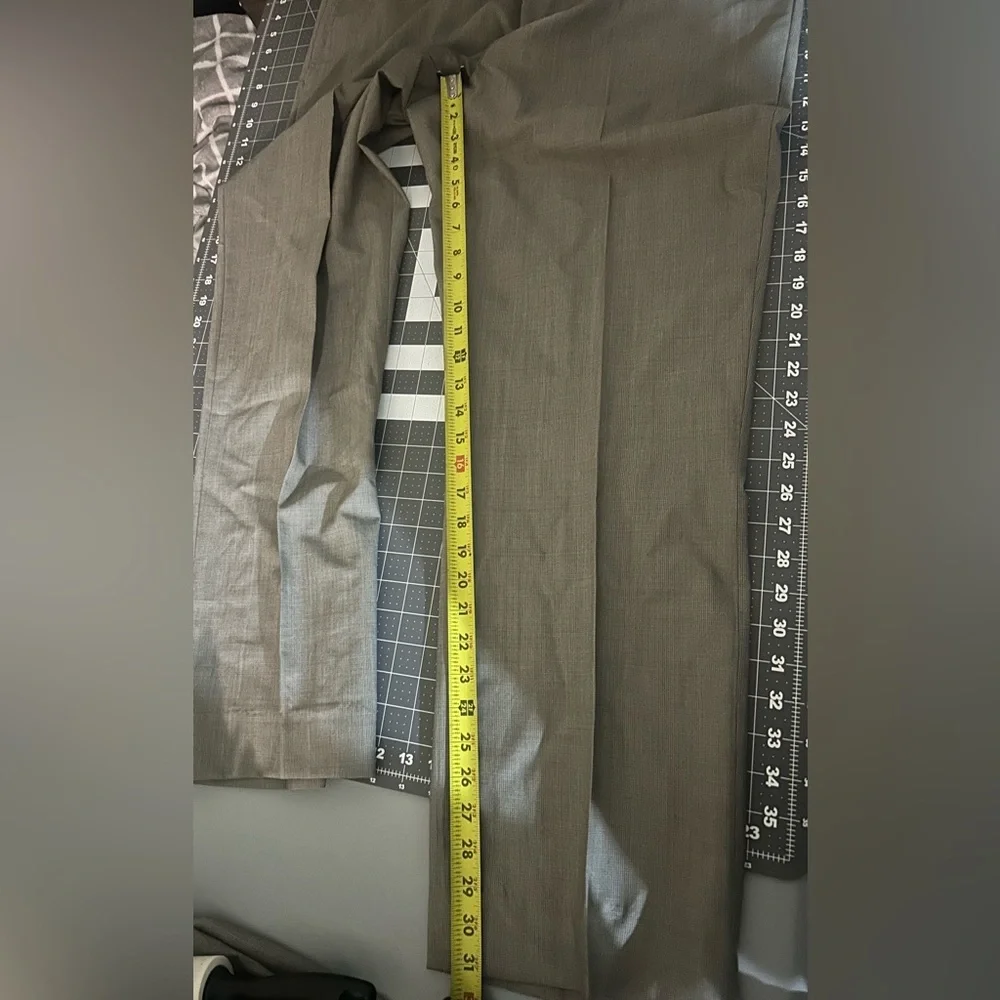 Men's Elegant Charcoal Dress Pants - Picture 3 of 6